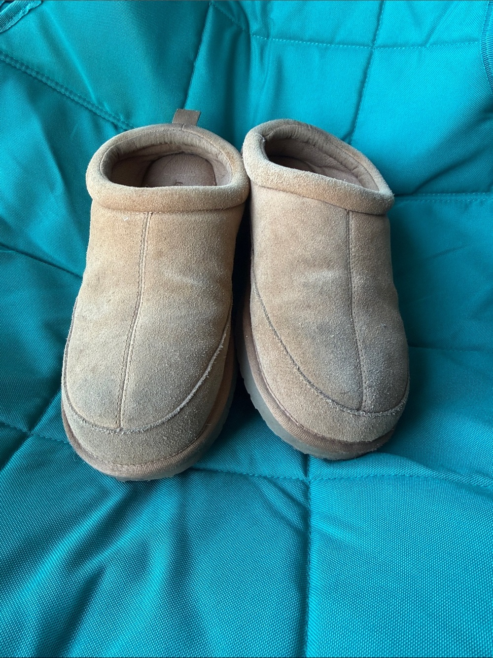 Bombas Saturday suede slip